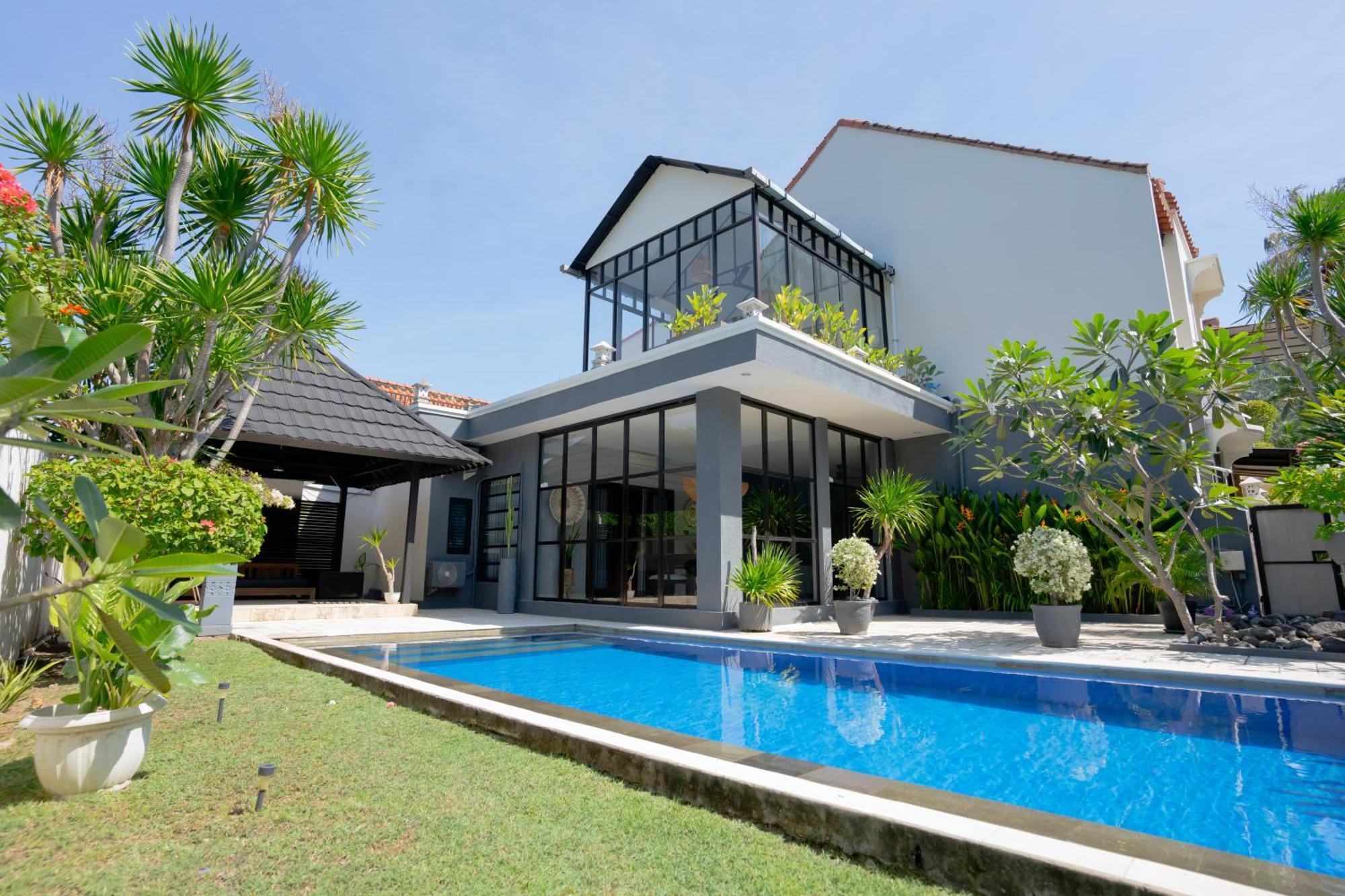 Namaya Villa Senggigi By The Lavana Exterior photo